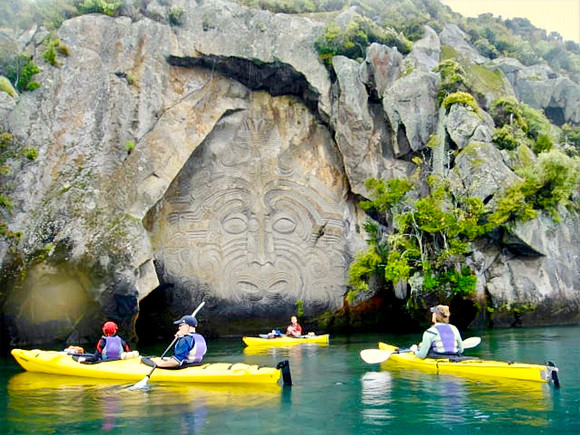 Lake Taupo kayak trip, North Island.