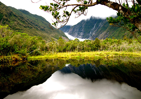 Franz Josef Glacier kettle lake